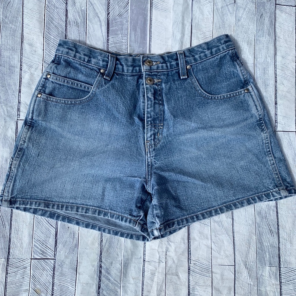 ❌SOLD Vintage xhilaration high rise jeans shorts - Picture 3 of 6